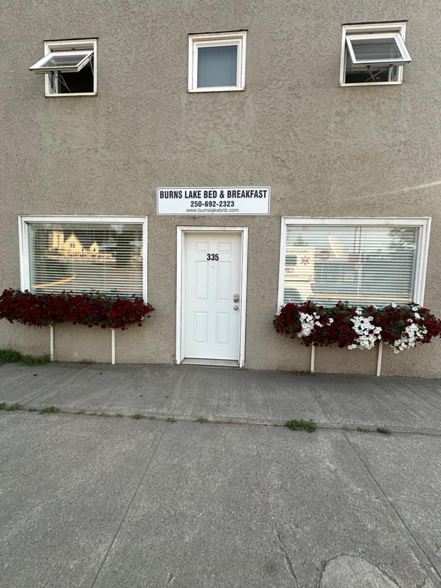 Burns Lake Bed And Breakfast Exteriér fotografie